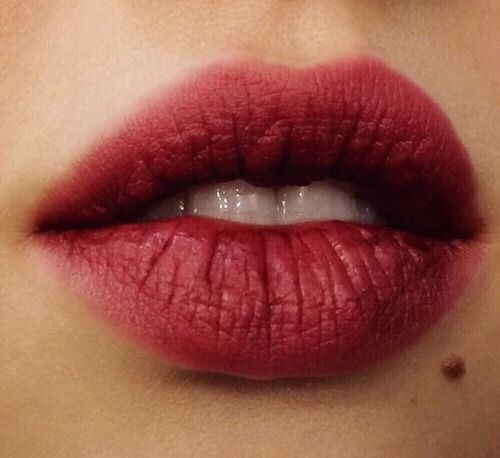 textured lips example